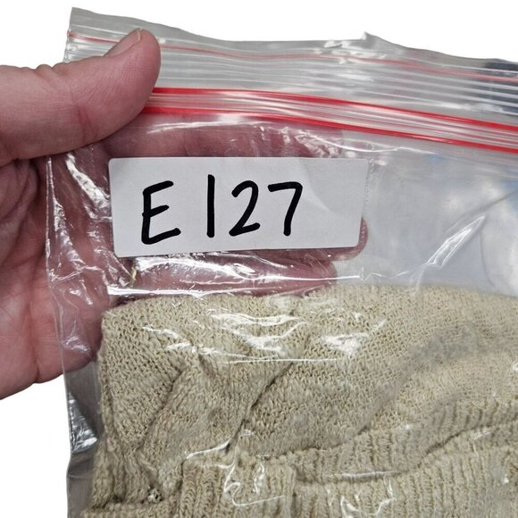 Tweeds Women's Beige Knit Sleeveless V-Neck Top L‎ - Picture 7 of 7